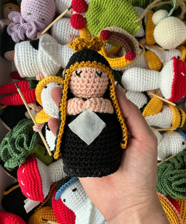 Decorazione crochet "Madonna Addolorata"