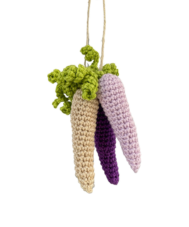 Decorazione crochet "Carote viola di Polignano"