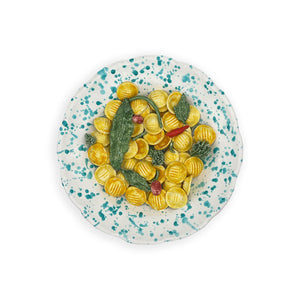 Piatto decorativo "Orecchiette con le cime di rapa" in ceramica smaltata
