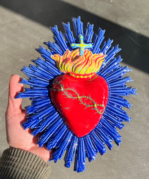 Sacro Cuore in ceramica smaltata e dipinta a mano