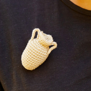 Spilla crochet "Capasone"