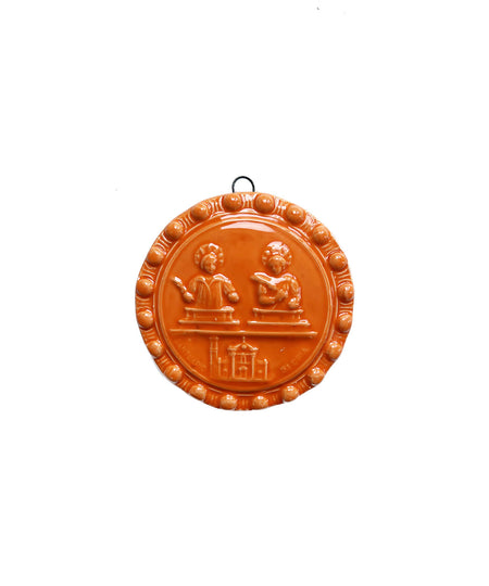Medaglione “Santi Cosimo e Damiano con Santuario di Oria” in ceramica (S)