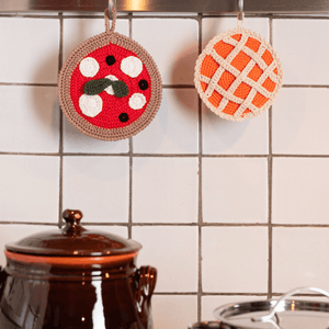 Crochet kitchen pot holder “Pizza”